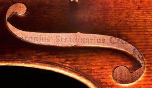 Stradivarius Cremona Label Cover