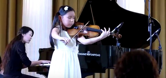 Leia Zhu Paganini Violin Concerto