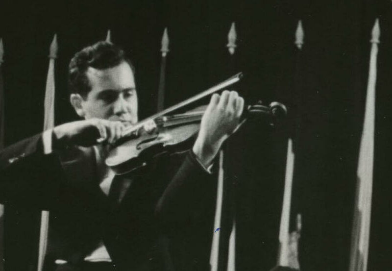 THROWBACK THURSDAY | Igor Oistrakh's 1964 Performance of Paganini's La Campanella - image attachment